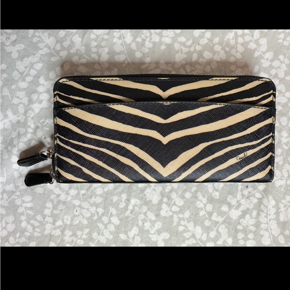 Coach Zebra Print Accordion Wallet F52530 - Picture 2 of 4